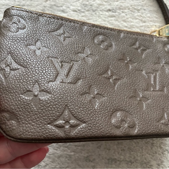 Like ๐ Louis Vuitton Empriente Citadine leather muted taupe mini pouch wristlet - Picture 6 of 17